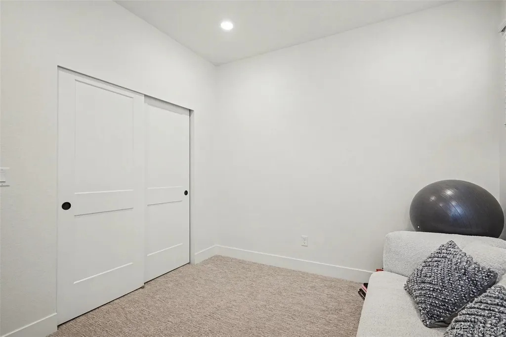7186 Watercress Drive Littleton CO 80125
