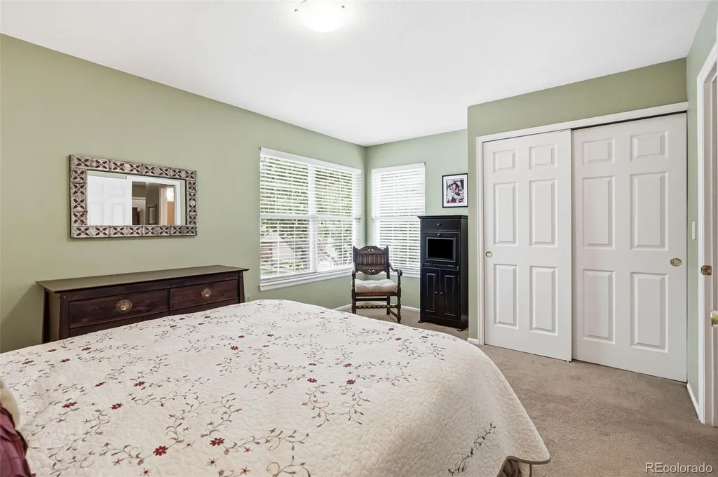 1570 S Roslyn Street Denver CO 80231