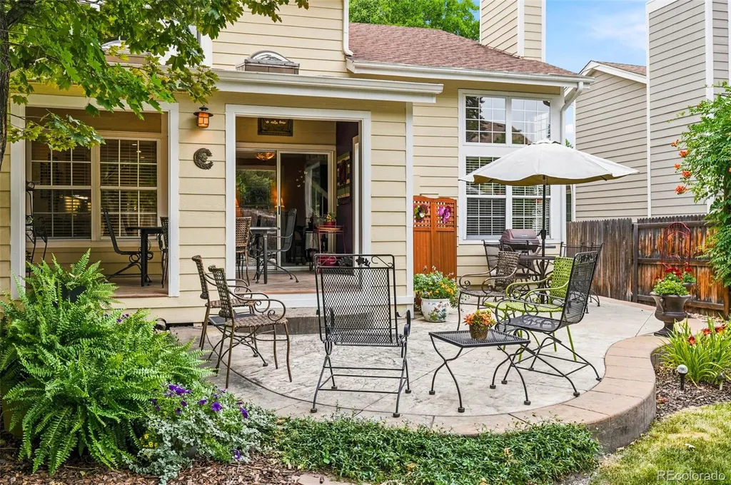 1570 S Roslyn Street Denver CO 80231