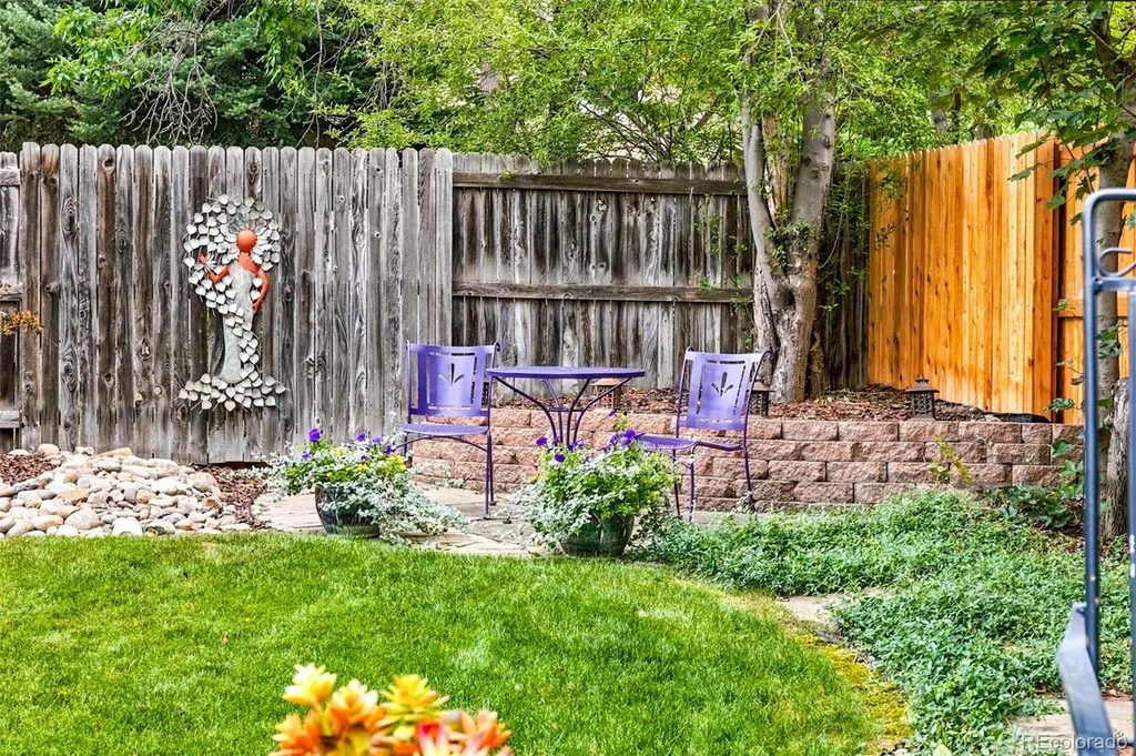 1570 S Roslyn Street Denver CO 80231