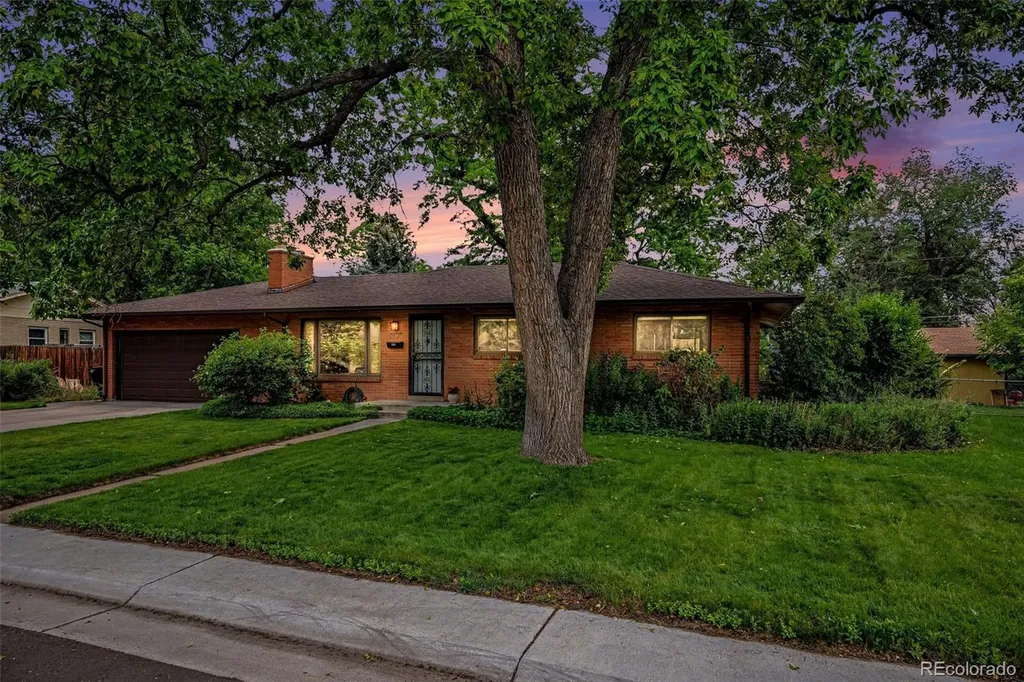 4102 W Greenwood Place Denver CO 80236
