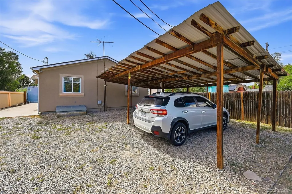 518 15th Avenue Court Greeley CO 80631