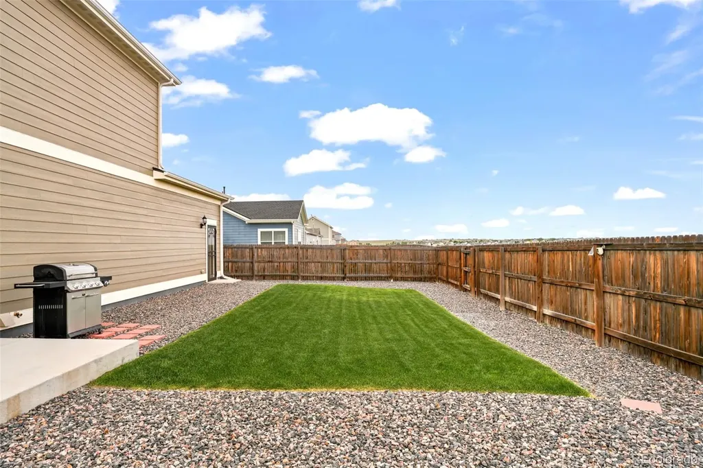 56525 E 25th Avenue Strasburg CO 80136