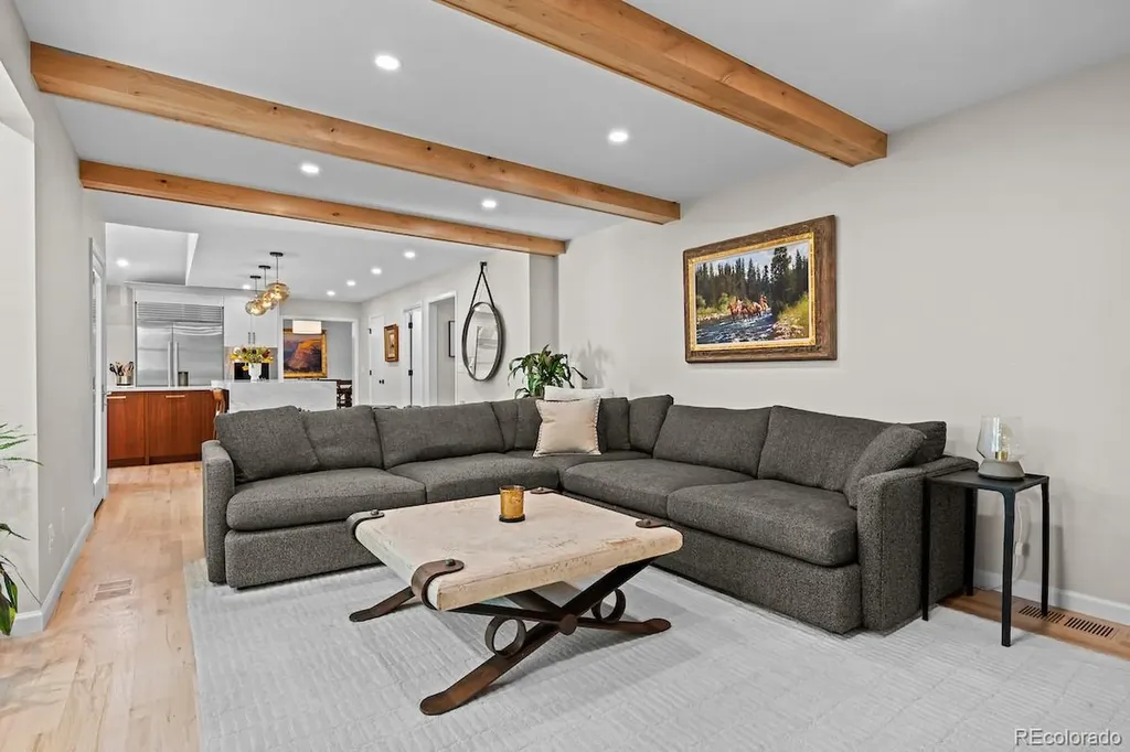 7030 S Magnolia Circle Englewood CO 80112