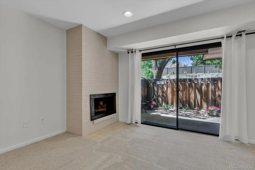 7995 E Mississippi Avenue Denver CO 80247