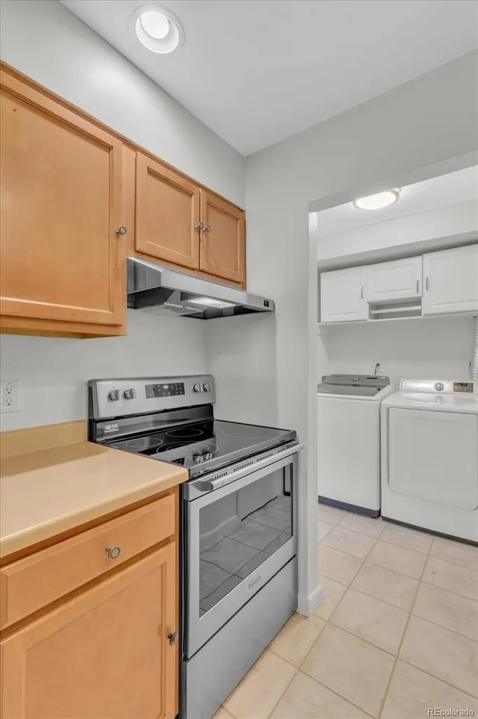 7995 E Mississippi Avenue Denver CO 80247