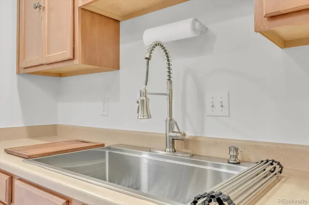 7995 E Mississippi Avenue Denver CO 80247