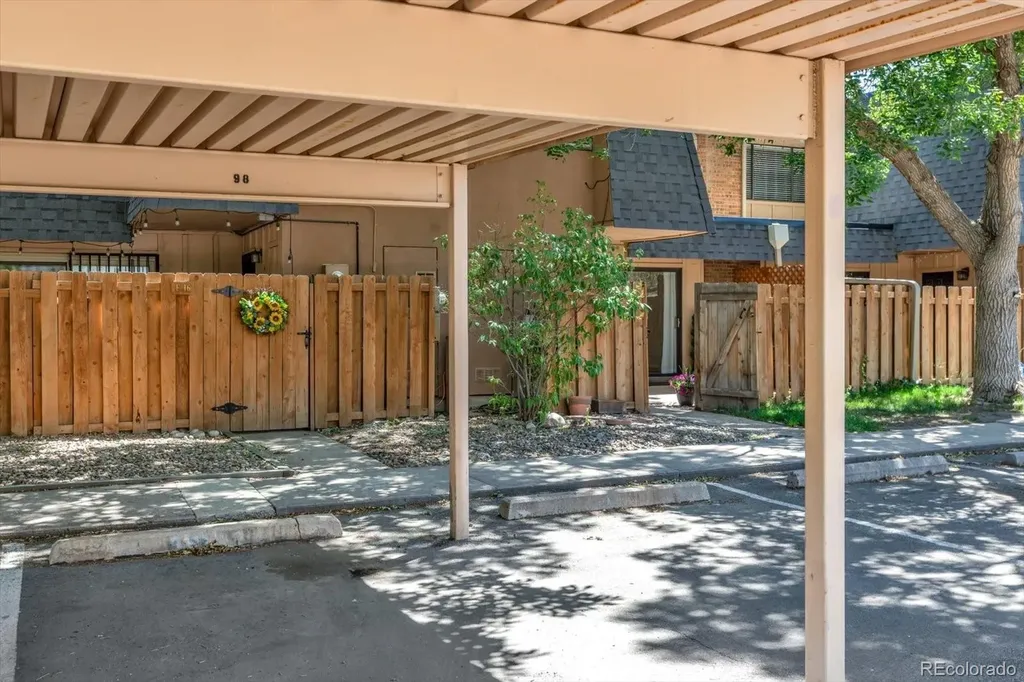 7995 E Mississippi Avenue Denver CO 80247