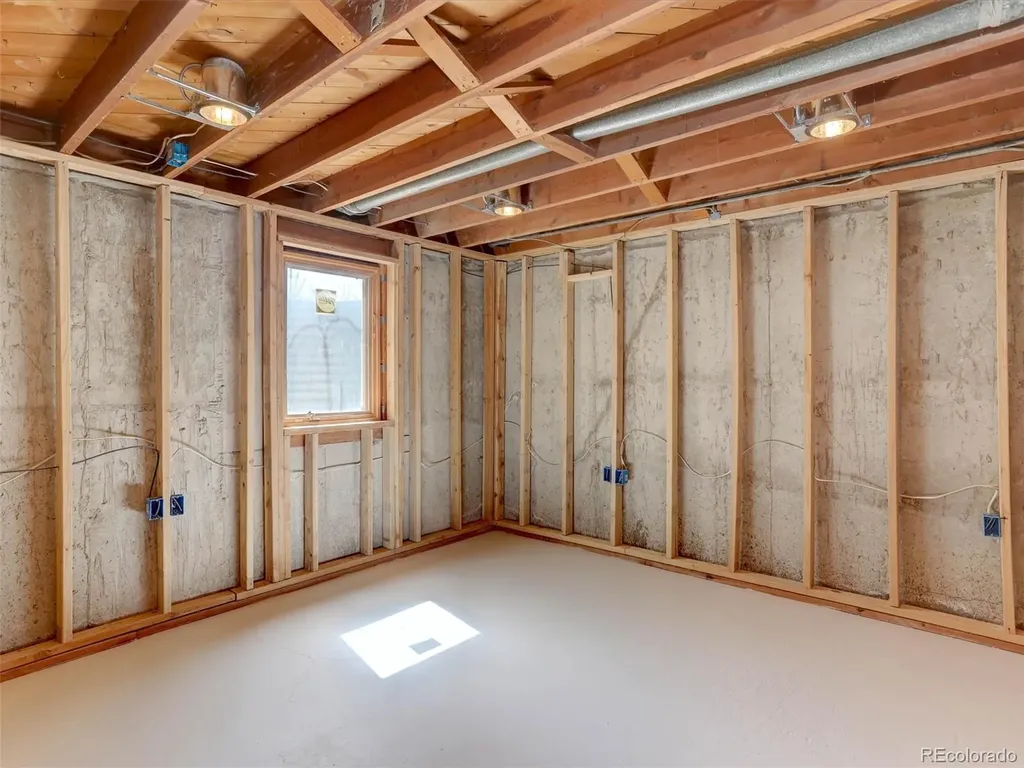 5677 S King Street Littleton CO 80123