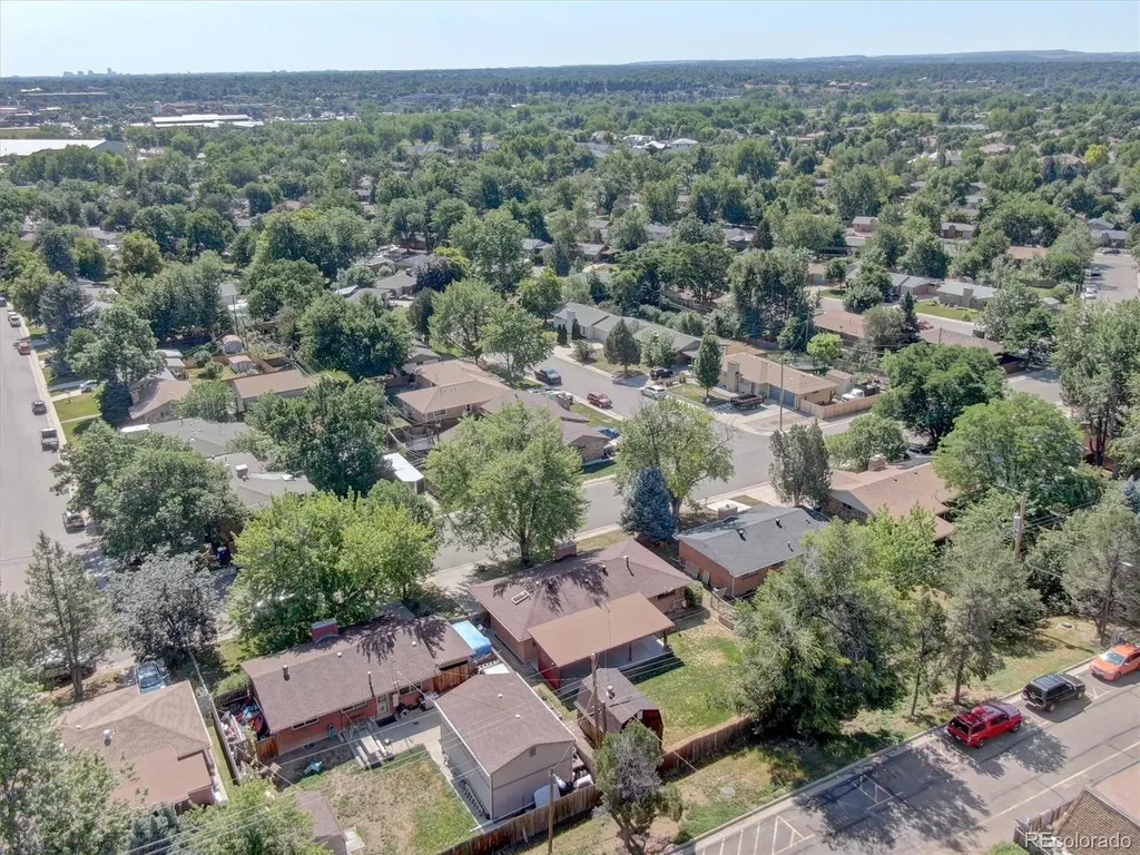 5677 S King Street Littleton CO 80123