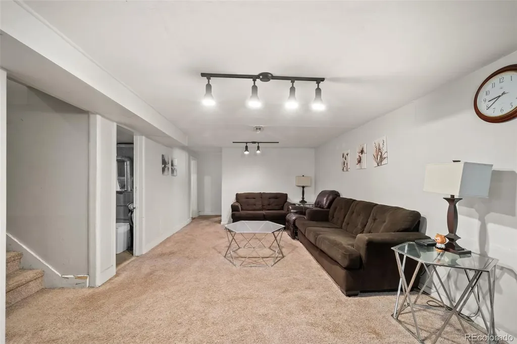2351 Jamaica Street Aurora CO 80010
