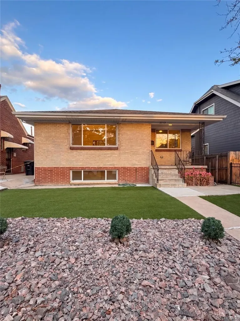 2739 W 39th Avenue Denver CO 80211