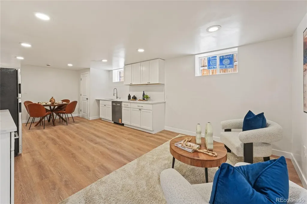 2739 W 39th Avenue Denver CO 80211