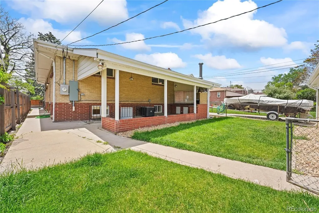 2739 W 39th Avenue Denver CO 80211