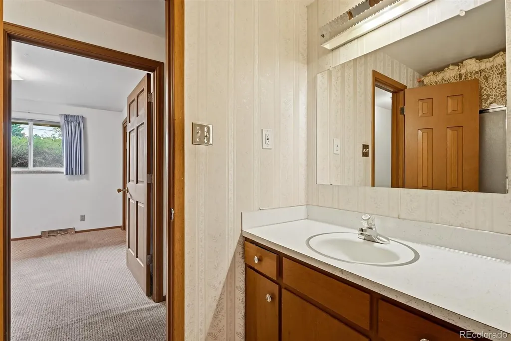 9450 W Dakota Avenue Lakewood CO 80226
