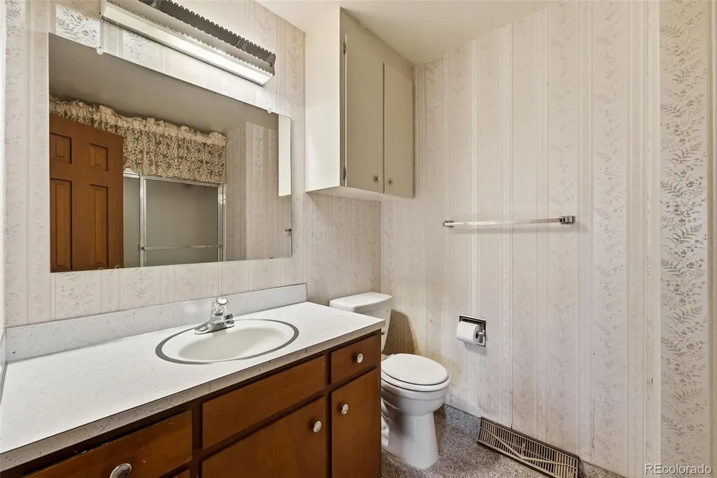 9450 W Dakota Avenue Lakewood CO 80226