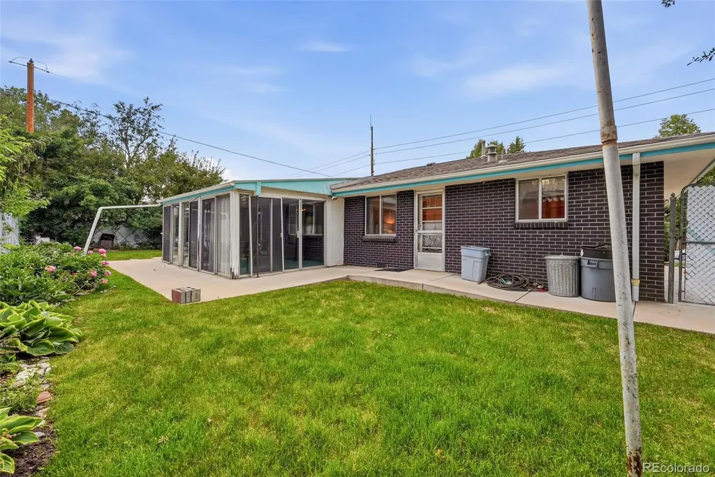 9450 W Dakota Avenue Lakewood CO 80226