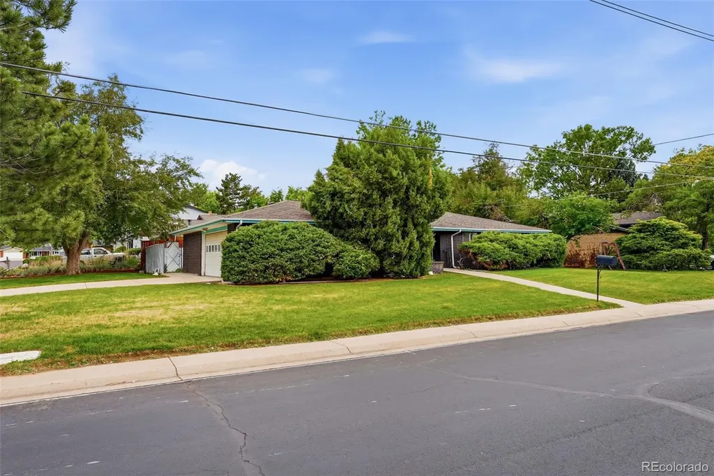 9450 W Dakota Avenue Lakewood CO 80226