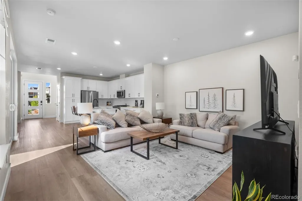 7210 Watercress Drive Littleton CO 80125