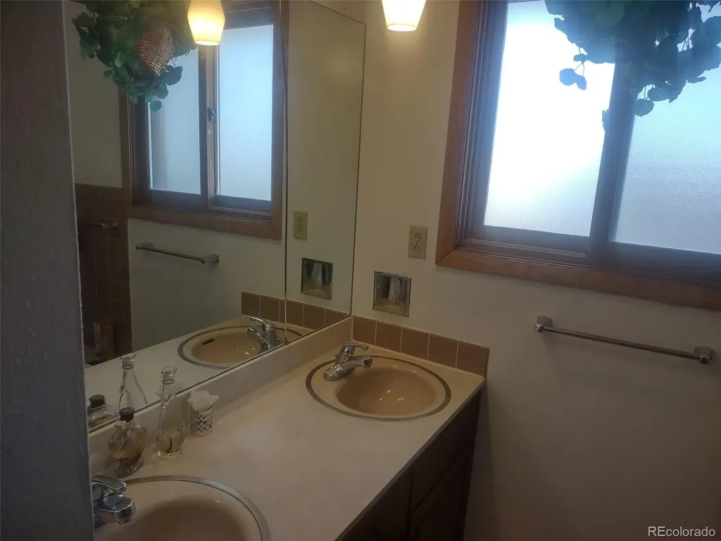 50 Paradise Drive Burlington CO 80807