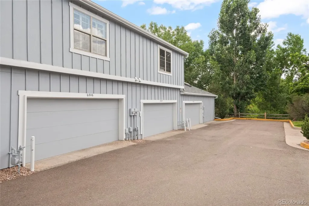 6806 Los Reyes Circle Colorado Springs CO 80918