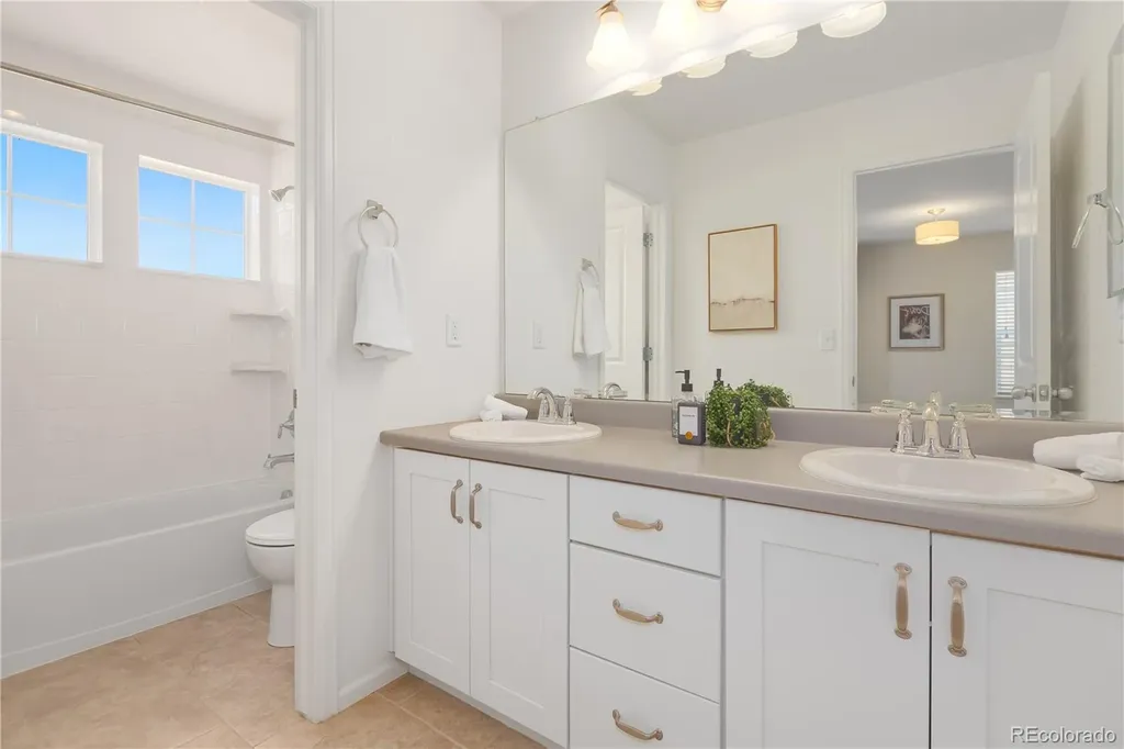 16683 Compass Way Broomfield CO 80023