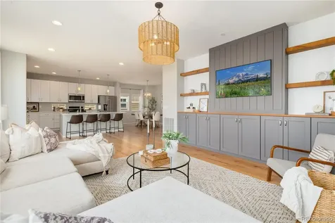 16683 Compass Way Broomfield CO 80023