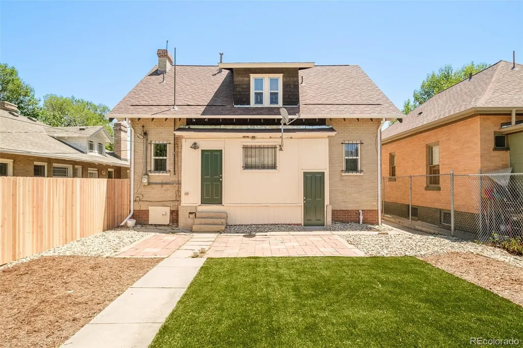 2635 N Gaylord Street Denver CO 80205