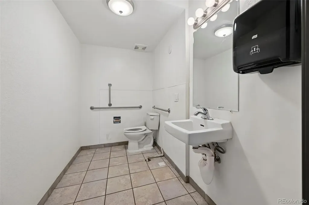 319 Bonfoy Avenue Colorado Springs CO 80909