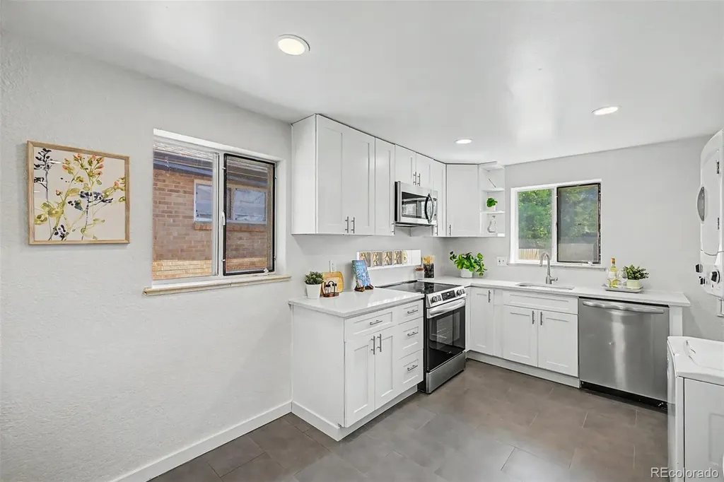 3546 Ivy Street Denver CO 80207