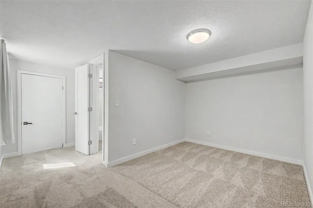 3546 Ivy Street Denver CO 80207