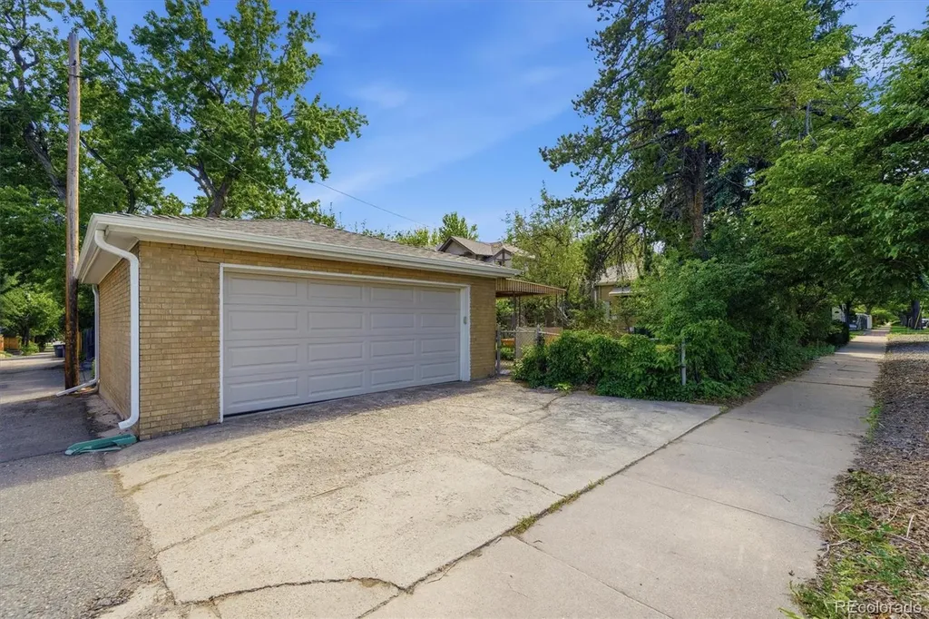 790 Elizabeth Street Denver CO 80206