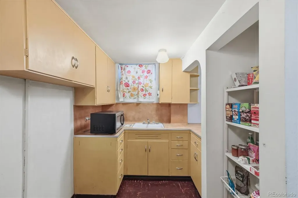 790 Elizabeth Street Denver CO 80206