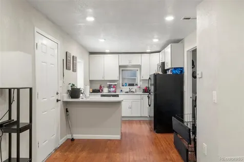 1558 Dallas Street Aurora CO 80010