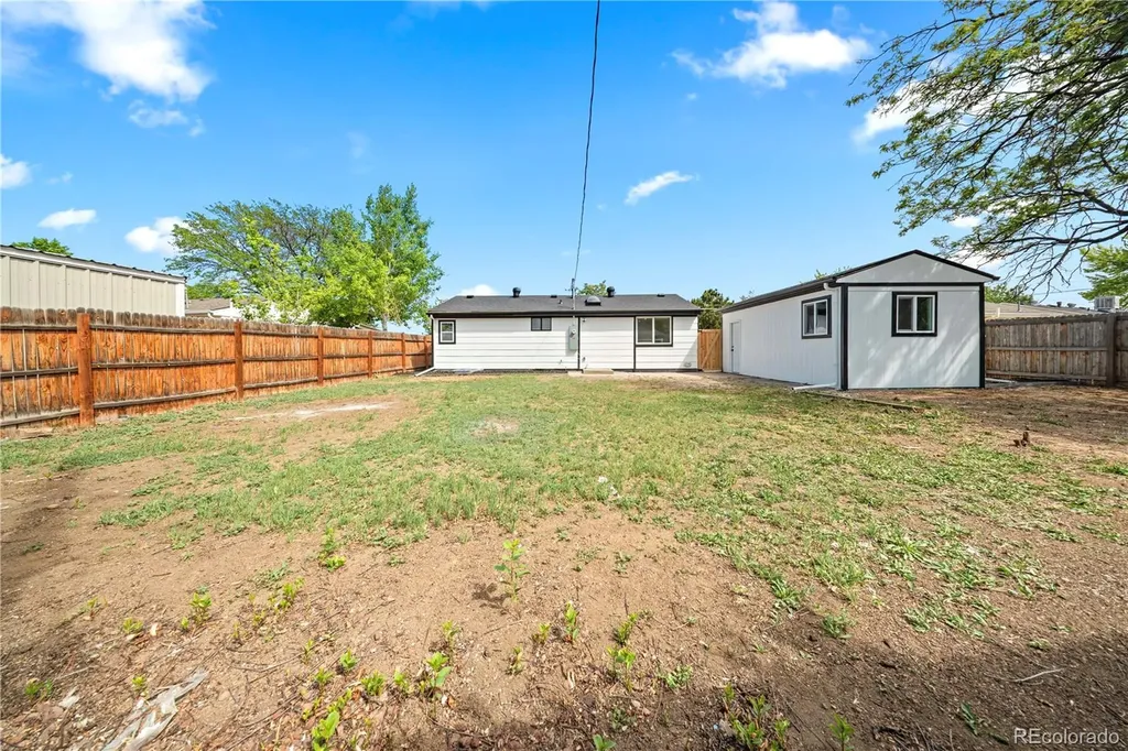 8851 Hooker Way Westminster CO 80031
