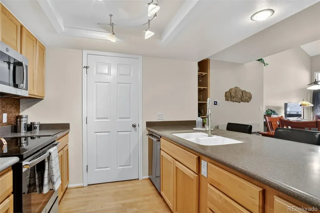 23660 Pondview Place Golden CO 80401