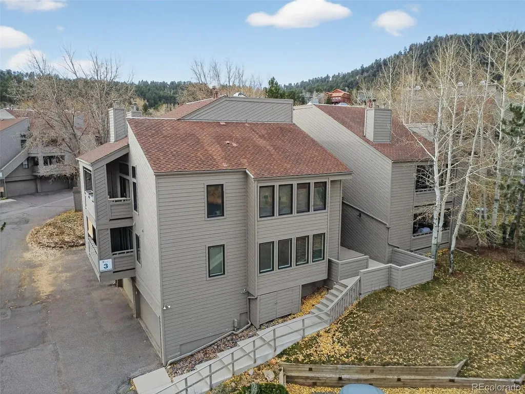 23660 Pondview Place Golden CO 80401