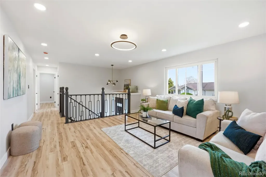56352 Sunset Avenue Strasburg CO 80136