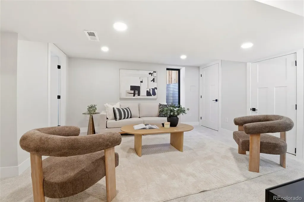 4545 Decatur Street Denver CO 80211