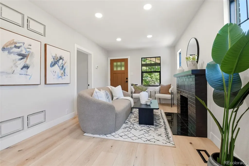 4545 Decatur Street Denver CO 80211