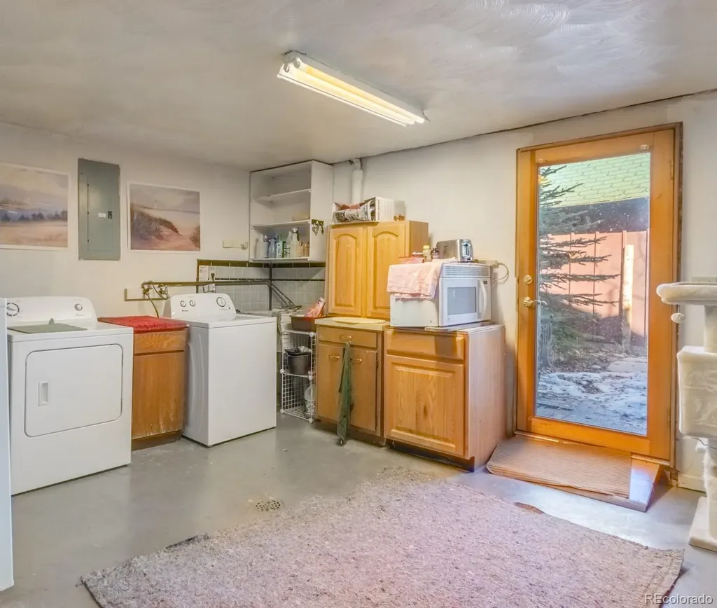 90 GCR 4945 Grand Lake CO 80447