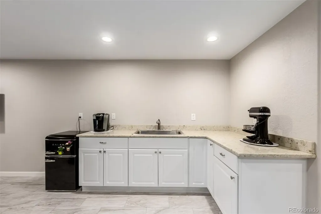 25876 E Maple Place Aurora CO 80018