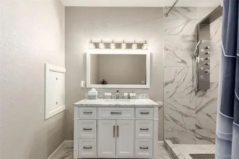 25876 E Maple Place Aurora CO 80018