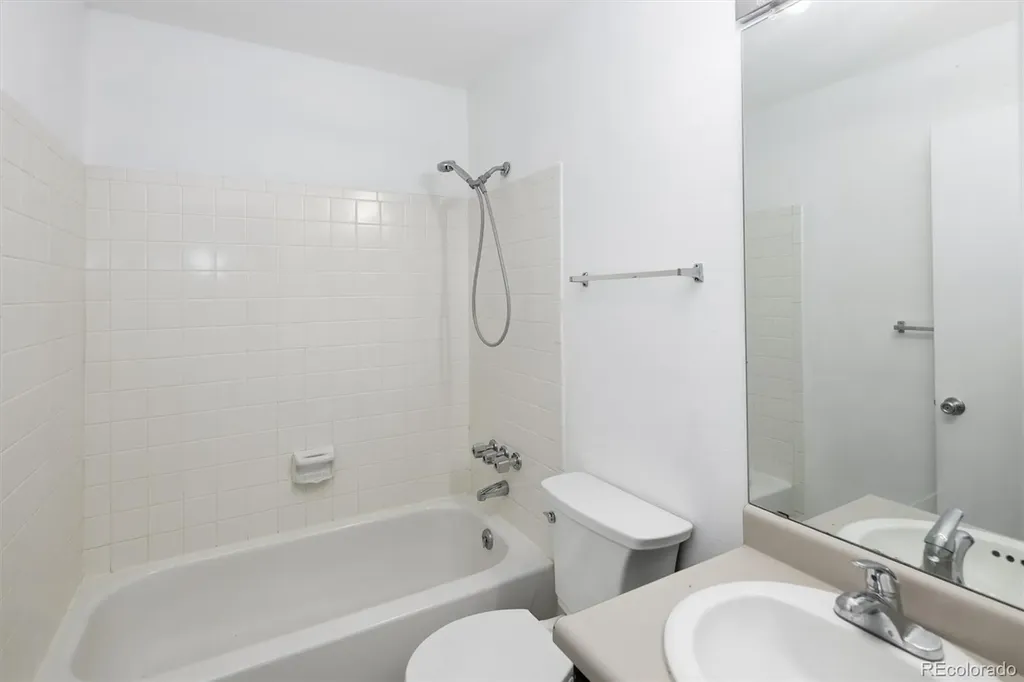 2320 E Cherrywood Drive Lafayette CO 80026