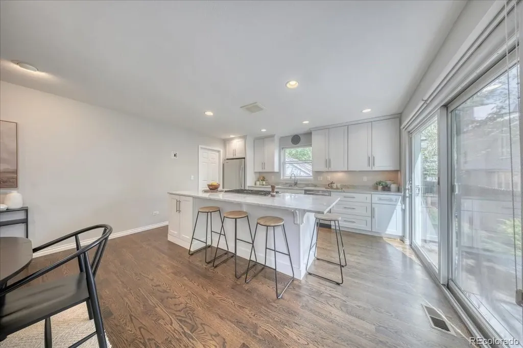 1476 S Elizabeth Street Denver CO 80210