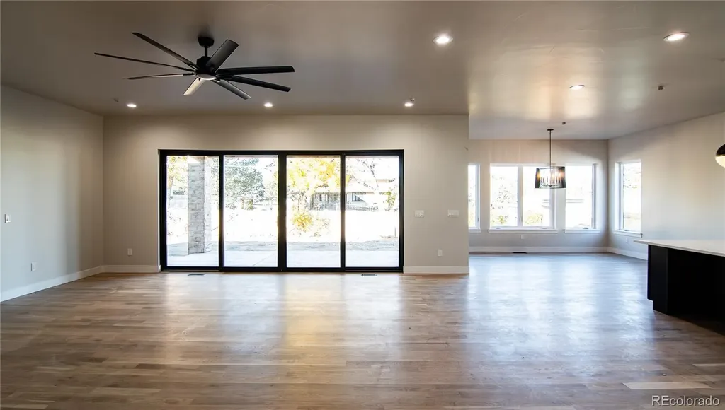 3383 S Newcombe Street Lakewood CO 80227