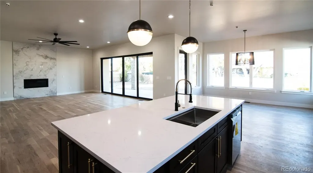 3383 S Newcombe Street Lakewood CO 80227