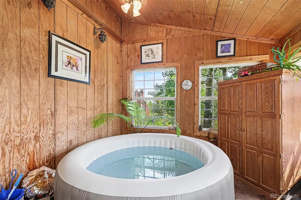 4483 Juniper Court Larkspur CO 80118