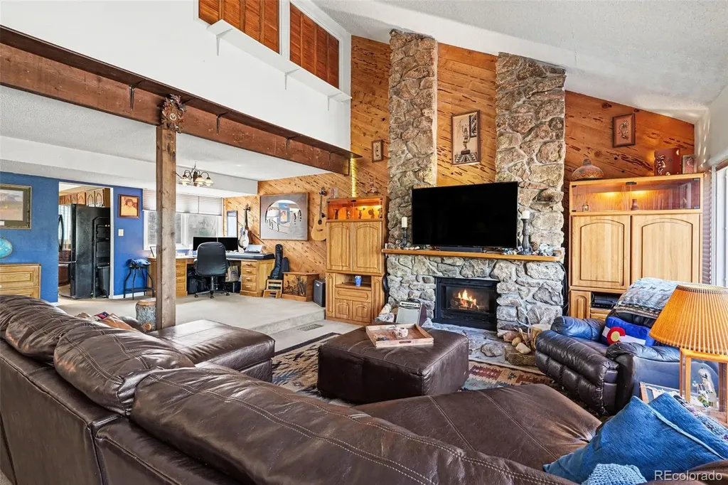 4483 Juniper Court Larkspur CO 80118