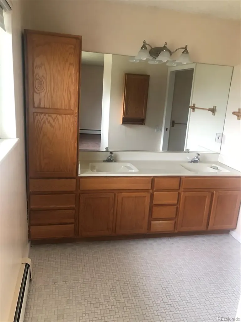10989 Roseanna Drive Northglenn CO 80234